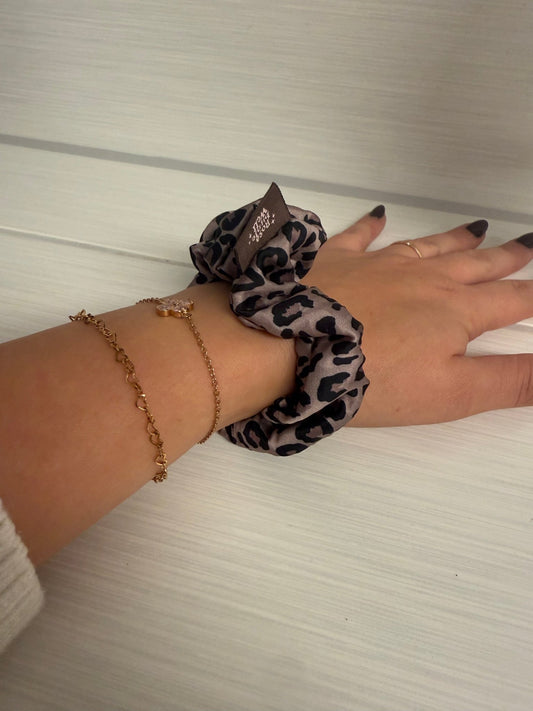 Scrunchie x COZY LEO