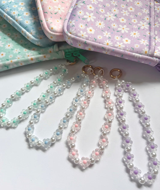 Anhänger mit goldenem Ring x DAISYLICIOUS