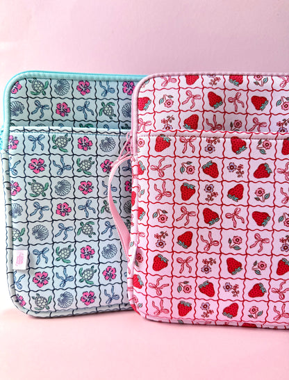 Tablet- & Büchertasche Erdbeere x OCEAN BERRY