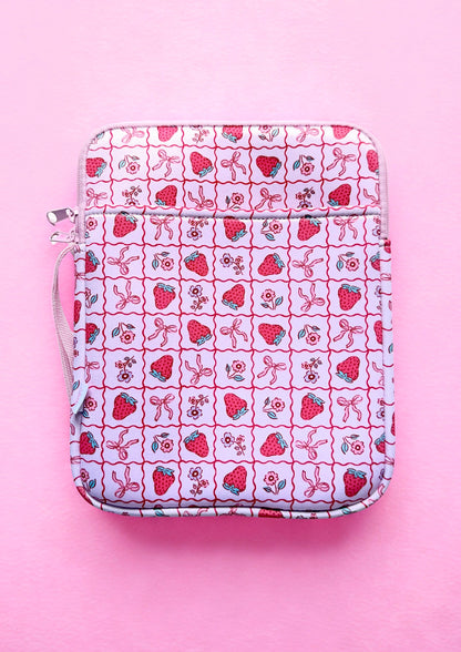 Tablet- & Büchertasche Erdbeere x OCEAN BERRY
