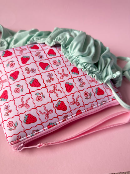 Bikinitasche Erdbeere x OCEAN BERRY