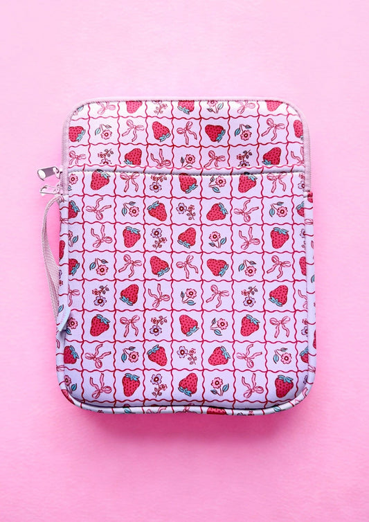 Tablet- & Büchertasche Erdbeere x OCEAN BERRY